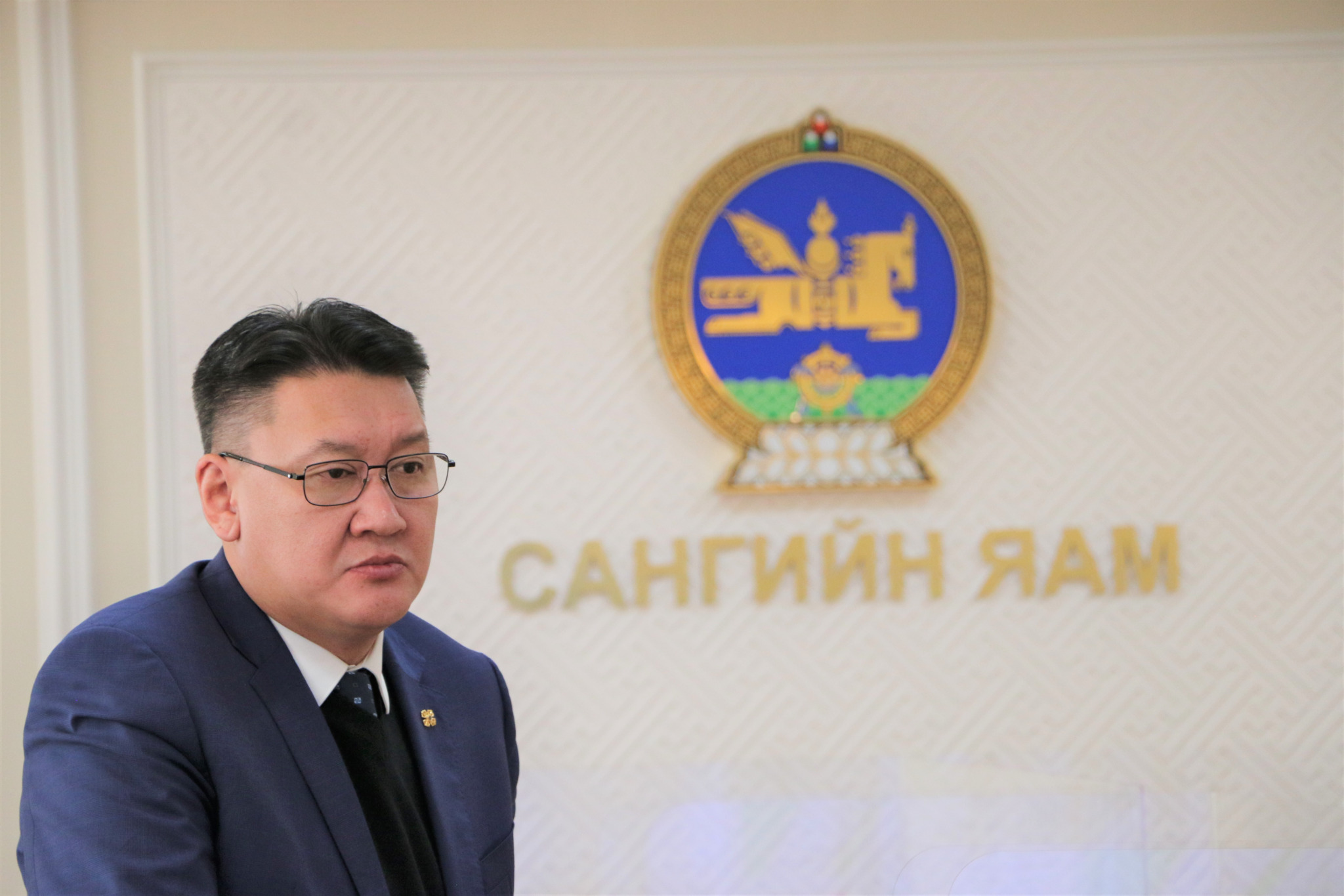 Б.Жавхлан: Төсвийн тодотгол төрийн албан хаагчдын цомхотголоор эхлэнэ